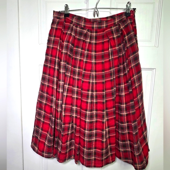 Red Plaid Pleated A-Line Side Zip 100% Cotton Skirt by Tulip B- Women's Size Med - Picture 1 of 10